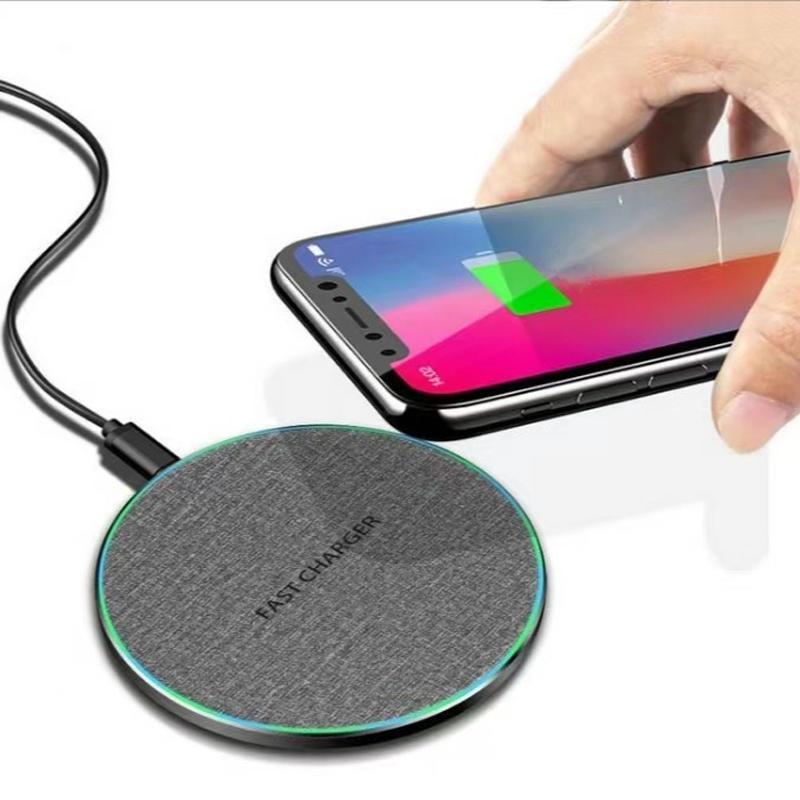 15W Wireless Charger, Wireless Charging Pad with Cable, Fast Charging Station for iPhone 15 14 13 12 11 Pro Max Samsung Xiaomi
